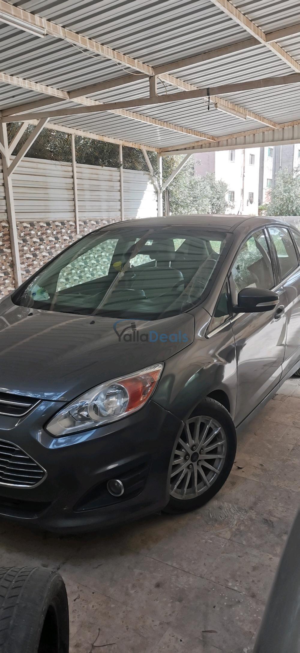 ford compact hatchback on Ford C Max 2015 19461 Yalla Deals