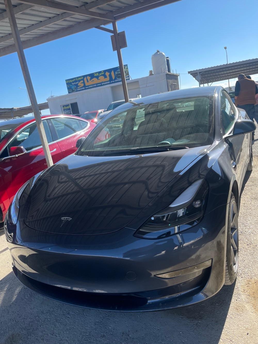 3 tesla outlet jordan